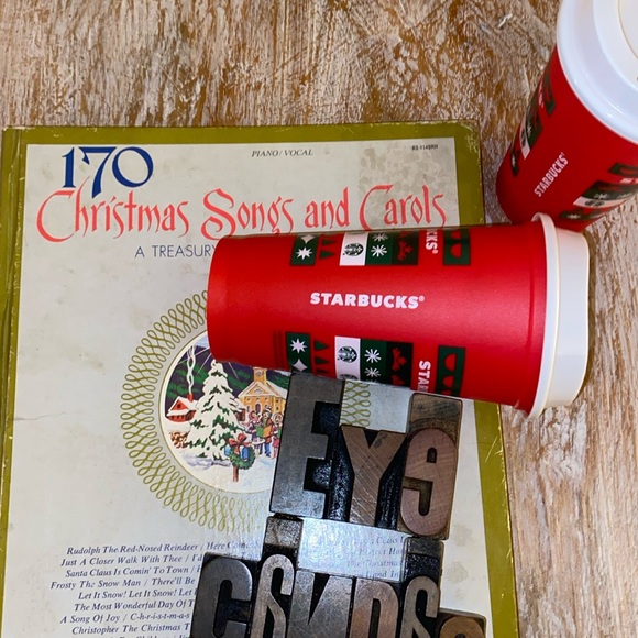 🆕🎄☕️🧜♀️STARBUCKS Reusable am 16 oz. Not Dated Coffee Cups w/ Lids - Picture 7 of 8